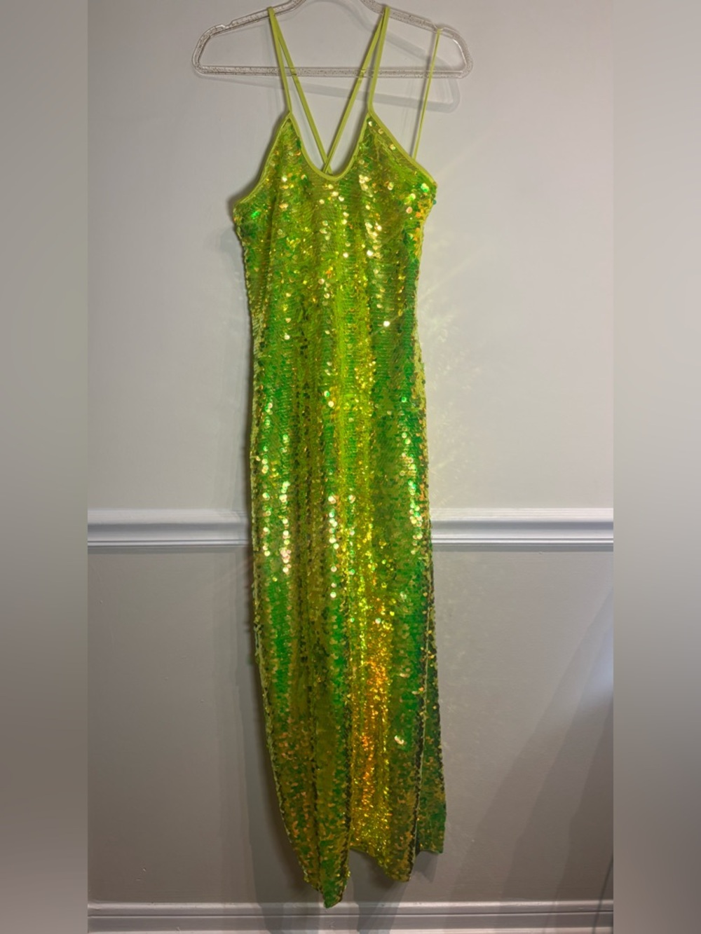 Cult Gaia NWT Lily Crisscross-Strap Sequin Maxi Dress in Acid Fern Green Medium - Picture 5 of 11